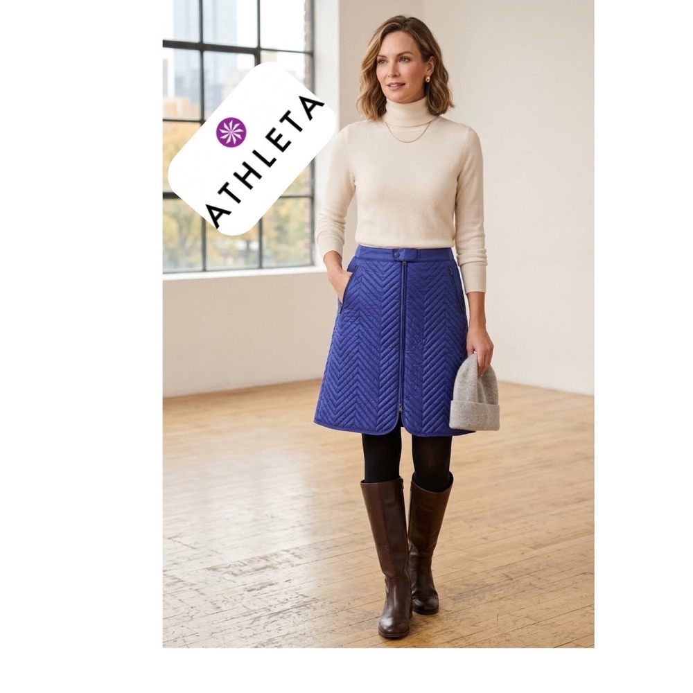 Athleta Quilted Puffer Skirt Blue Chevron Insulated Zip Front Mini Sz 10 Cozy